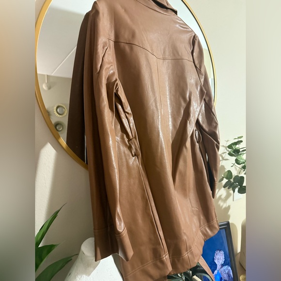 Backyard Roses Western Ranger Faux Leather Jacket Size Small NWT + belt - Picture 8 of 14